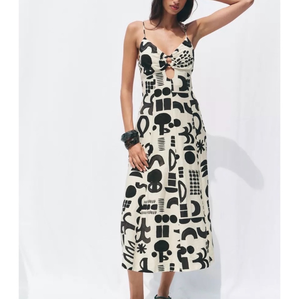 Zara Black and Cream Graphic Maxi Dress